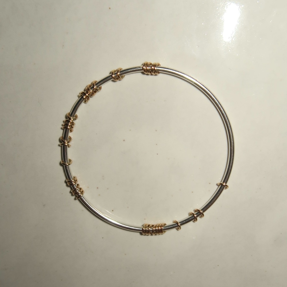 14K AND SILVER BANGLE (movable beads) - Picture 3 of 4